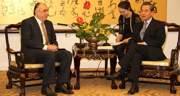 Azerbaijani FM meets with Chinese counterpart